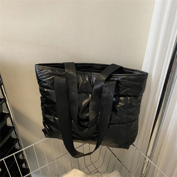 Stylish Fashion Ladies Tote Handbag - Large Capacity and Versatile Design Travel - Image 5